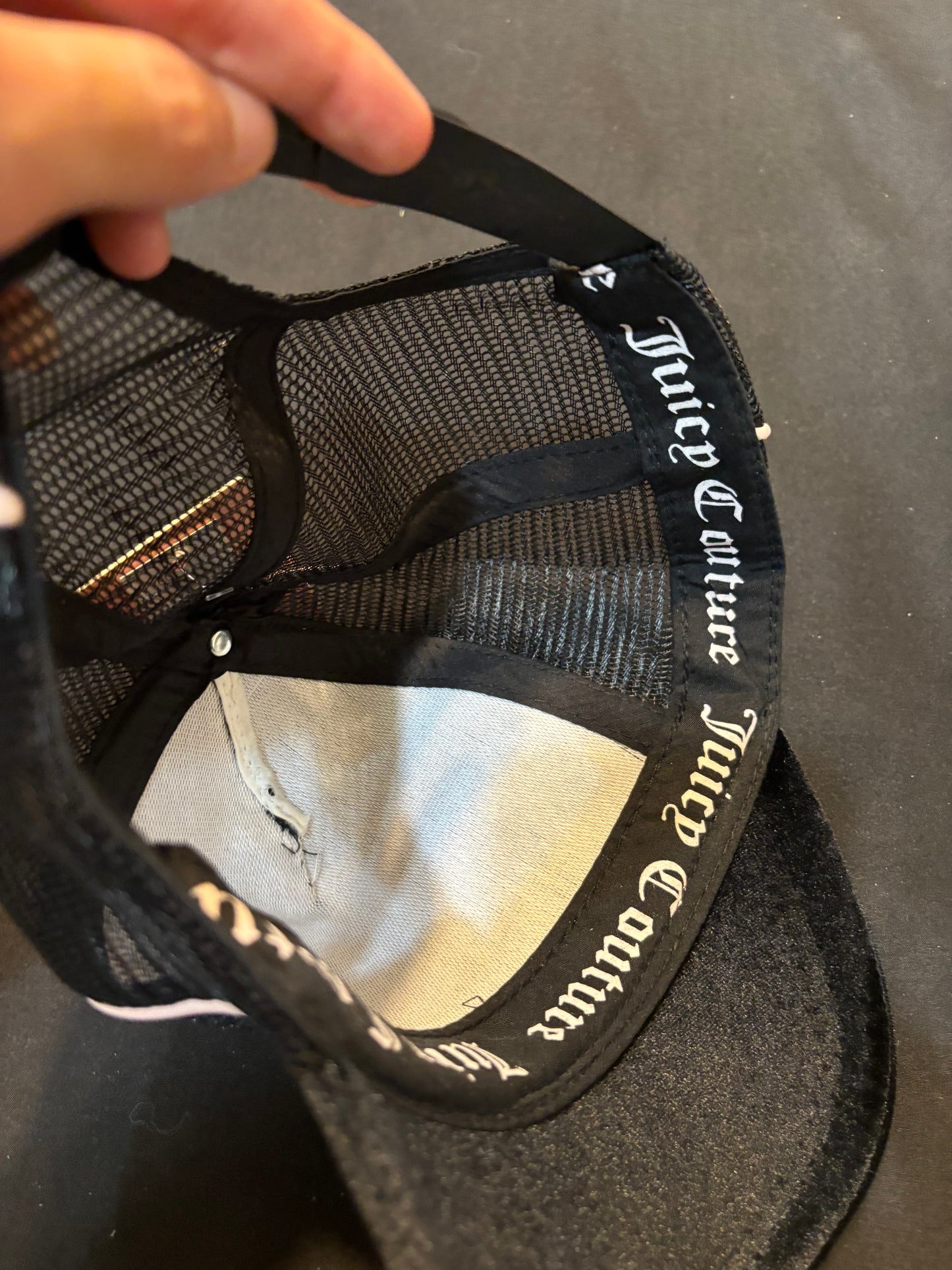 Juicy Couture Kids Hat (fits on adults)